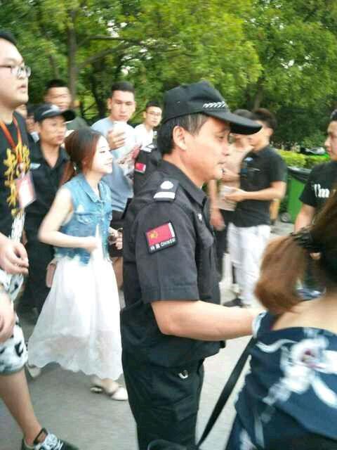 斗魚(yú)tv嘉年華女主播線下照片毀人不倦 看完嚇壞寶寶了!