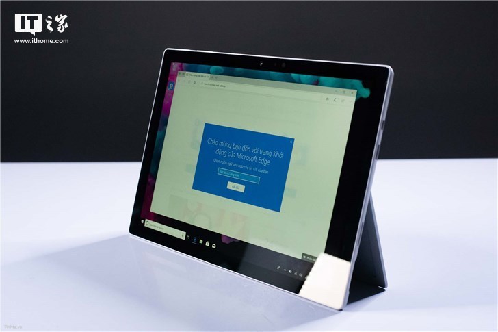 ΢ܛSurface Pro 6ع⣺Intel˴UoUSB-Cӿ