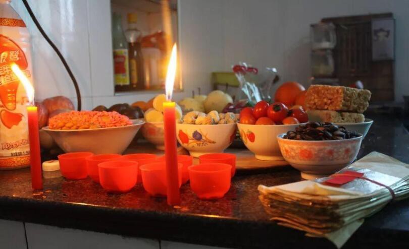 臘月二十三祭灶用什么