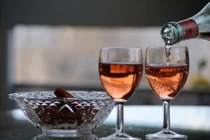 紅酒知識丨喝紅酒時如何倒酒才正確?