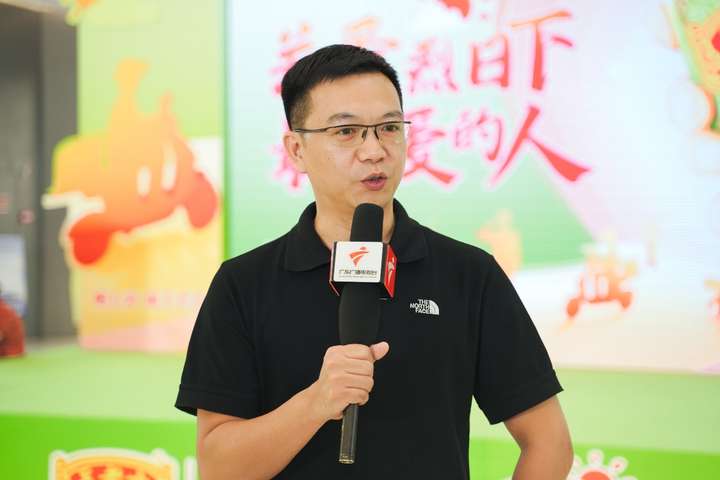 持續(xù)24年關(guān)愛(ài)高溫工作群體,綠盒王老吉盡顯溫情