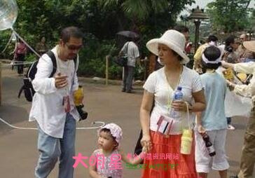 鄧婕