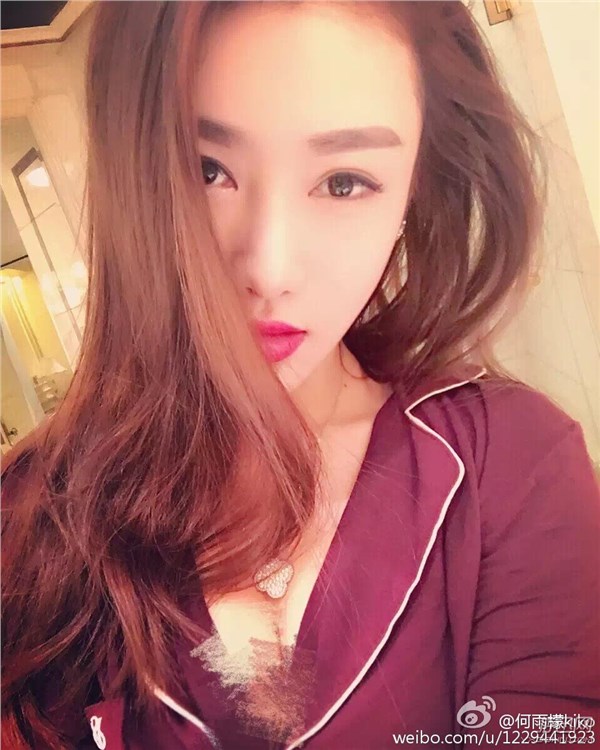 細(xì)數(shù)王思聰?shù)暮髮m嫩模女友團(tuán) 怎么看起來都是一個(gè)樣?