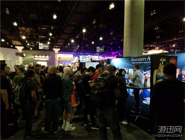 E3 2016:E3最最火爆的VR展臺(tái),還是和成人行業(yè)相關(guān) E3 2016:玩家熱情高漲 E3唯一成人VR展臺(tái)場(chǎng)面火爆