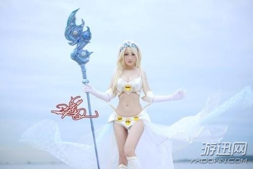 亞洲最美Cosplay美少女福利圖 這風(fēng)女 亞洲最美Cosplay美少女福利圖 這風(fēng)女乳量美腿神還原