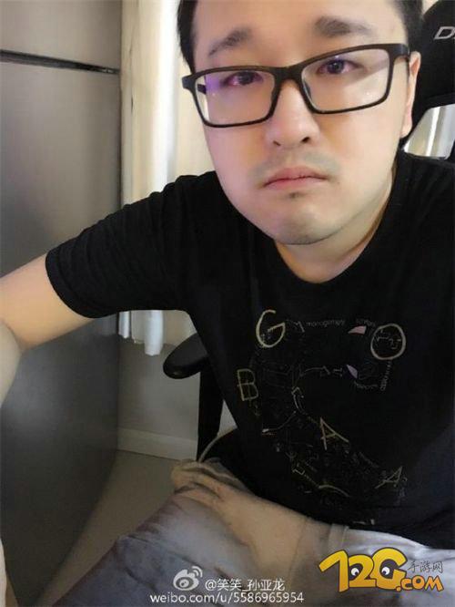 LOL笑笑孫亞龍患眼疾 網(wǎng)友:失去之后才會珍惜 LOL笑笑孫亞龍患眼疾 網(wǎng)友:別等失去之后才會珍惜
