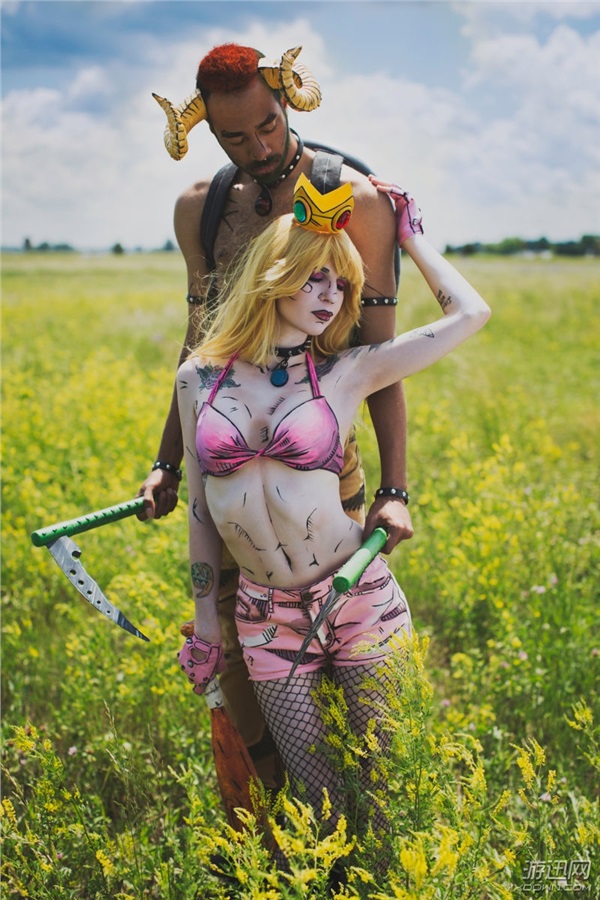 外媒評(píng)選本年度最精彩Cosplay作品 女版劍圣真的胸悍!