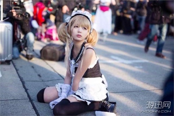 11^(q)Coserkÿ yУCOSPLAYI(y)