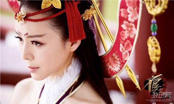 張靜初《不良人》女帝劇照曝光 美艷腹黑形象驚煞網(wǎng)友