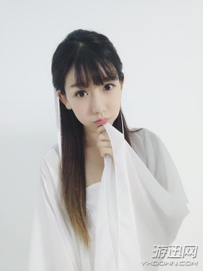 “小林志玲”陳瀟代言游戲曬私照 畫(huà)風(fēng)清純萌翻網(wǎng)友(圖)