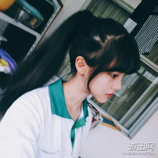 美女初中生手抄筆記走紅網(wǎng)絡(luò) 字跡清秀堪比黑板報(bào)