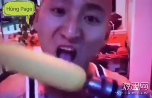 是誰(shuí)給你的勇氣 光頭男子挑戰(zhàn)電鉆啃玉米門(mén)牙被崩飛
