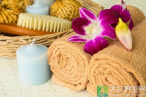 8個(gè)不能有的吃鹽習(xí)慣 8個(gè)最不能有的吃鹽習(xí)慣 一件足以要你命(3)